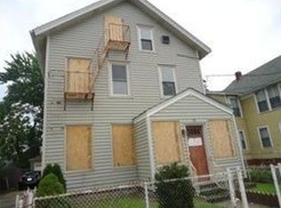 26 Webb St, Pawtucket, RI 02860