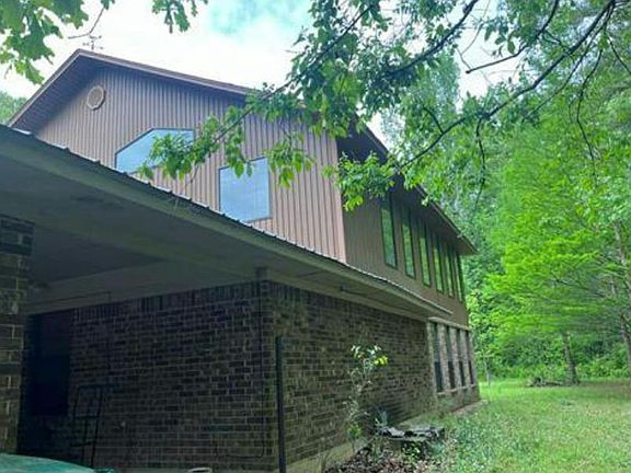 4th image of 8200 President Cir