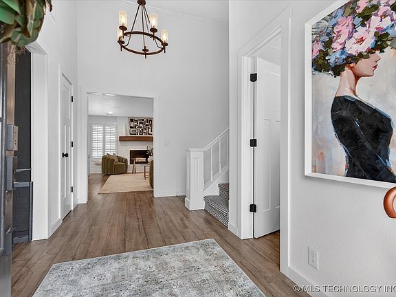 5th image of 1419 Yorktown Ln