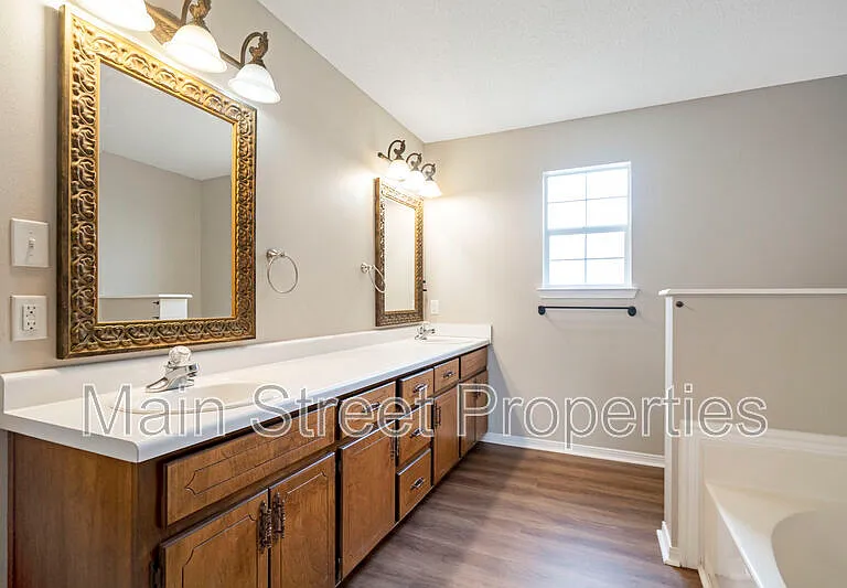 5320 Powrie Dr — Photo 16
