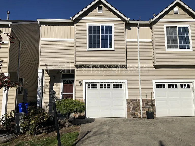 4325 SE 79th Ave — Photo 1