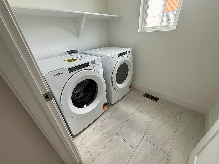 855 Superior Dr — Photo 25
