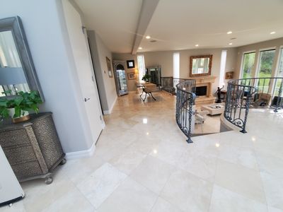 (Undisclosed Address), La Jolla, CA, 92037