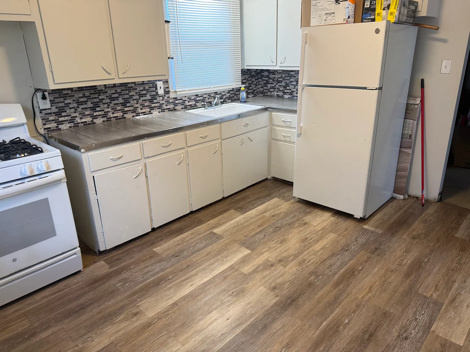 3 bed, 1043 sqft, $1,550 — Photo 2