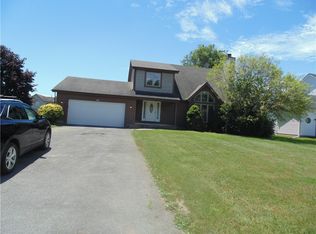 143 Windmill Trl, Rochester, NY 14624