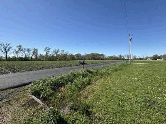 5th image of 1205 Burdon Olivier Rd