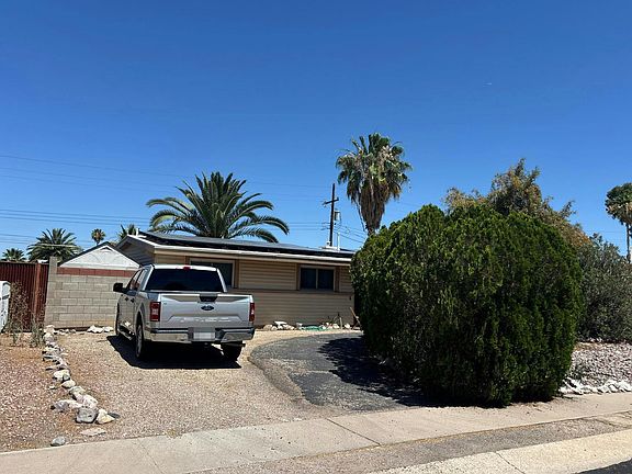 3rd image of 8441 E Pena Blanca Dr