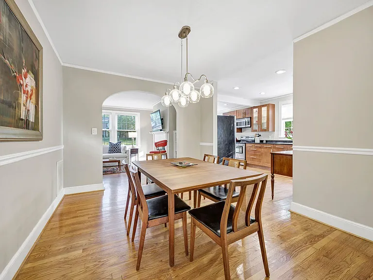2918 Delano Dr — Photo 12