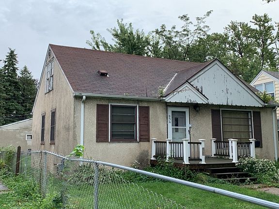 3rd image of 836 20th Ave SE