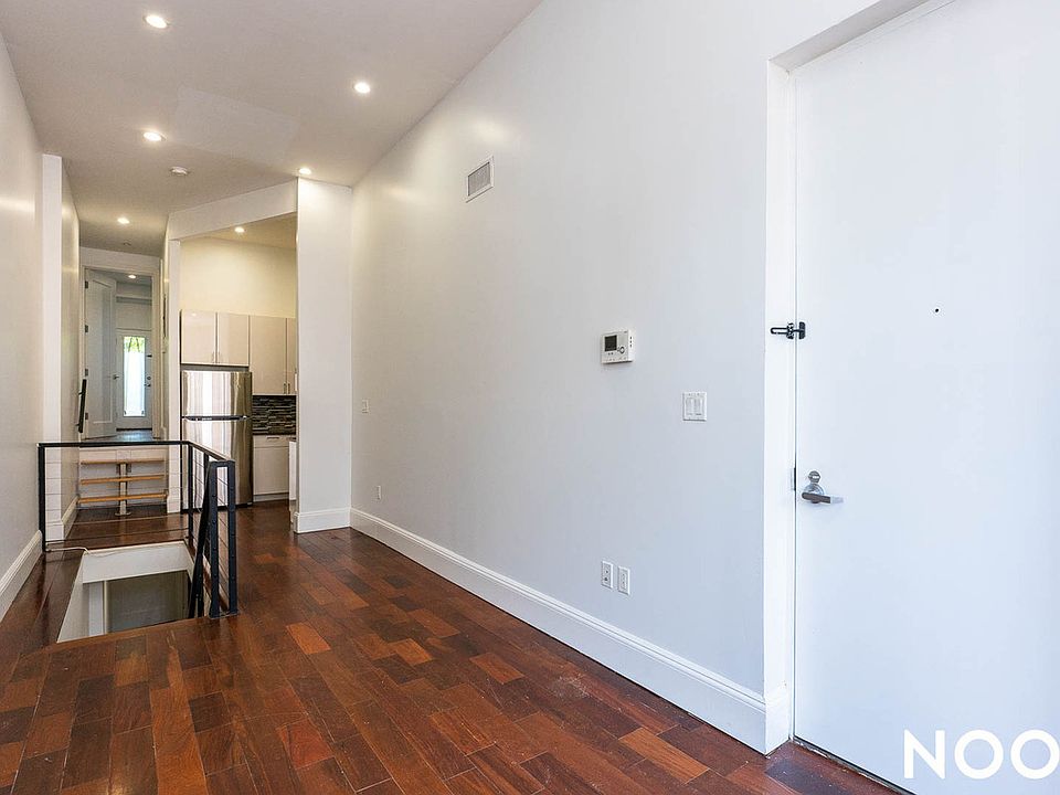 1st image of 46 New York Ave APT 1L