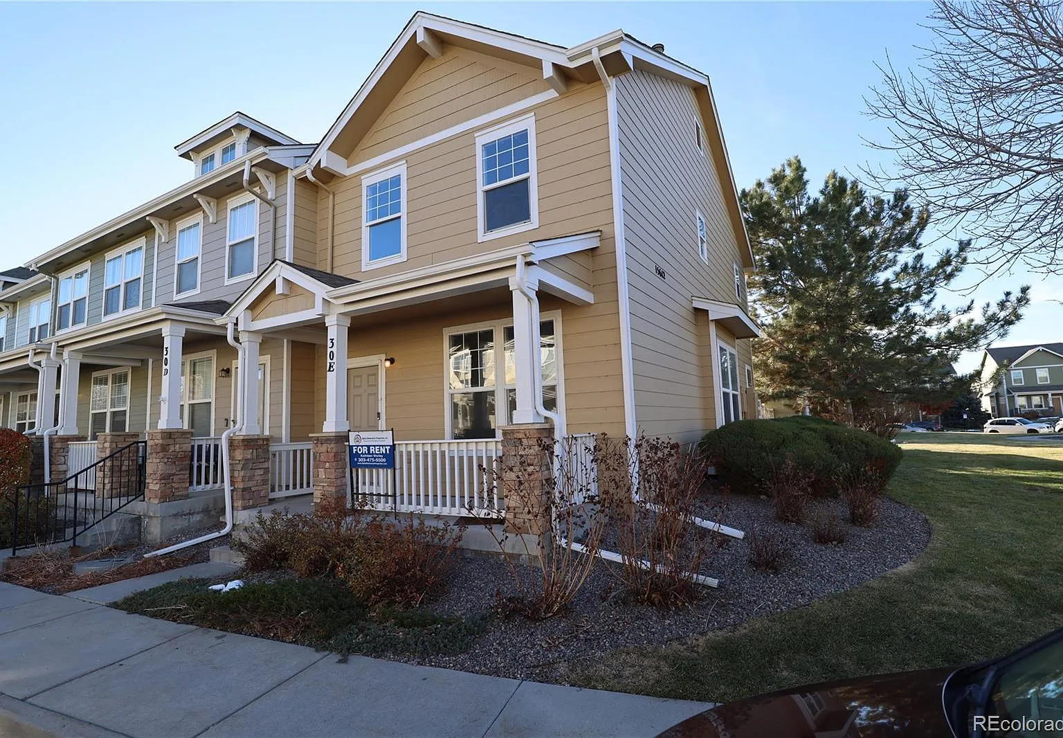 3 bed, 3.0 bath, 1528 sqft, $2,600 — Photo 1