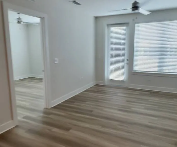 5215 W Tyson Ave — Photo 16