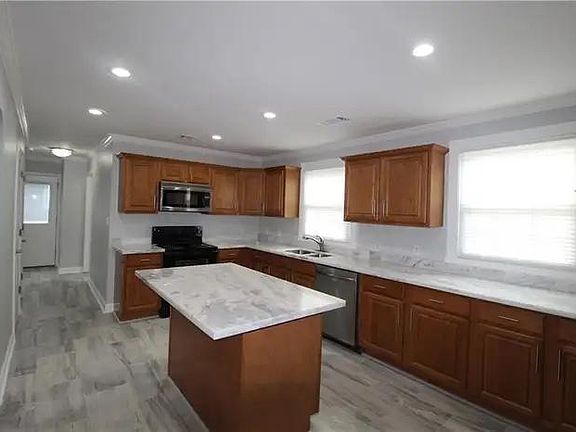 5th image of 5437 Vermillion Blvd #5437