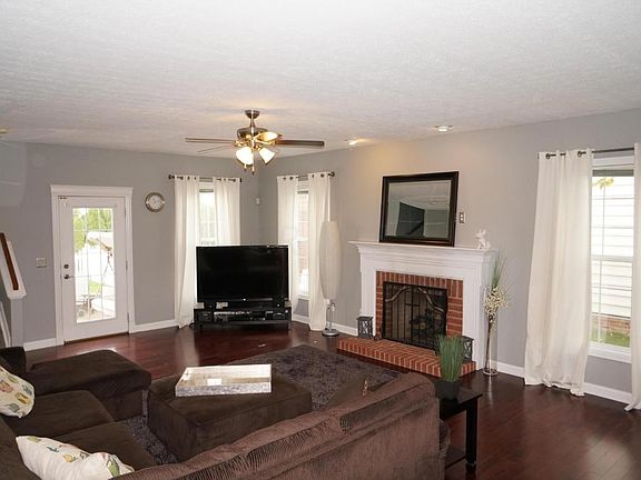 2nd image of 6686 Upper Brook Way