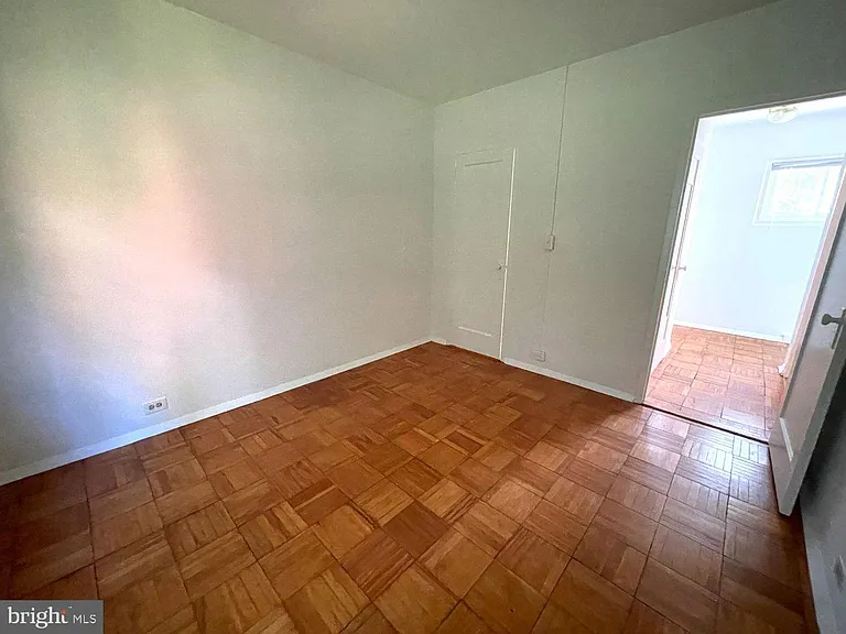 1643 Preston Rd — Photo 14
