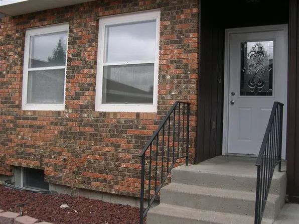 3805 Renee Dr, Bismarck, ND 58503