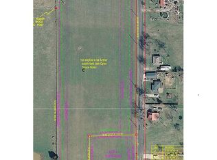 Howe Valley Rd, Cecilia, KY 42724