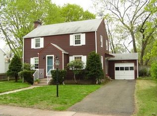 59 Alexander St, Manchester, CT 06040