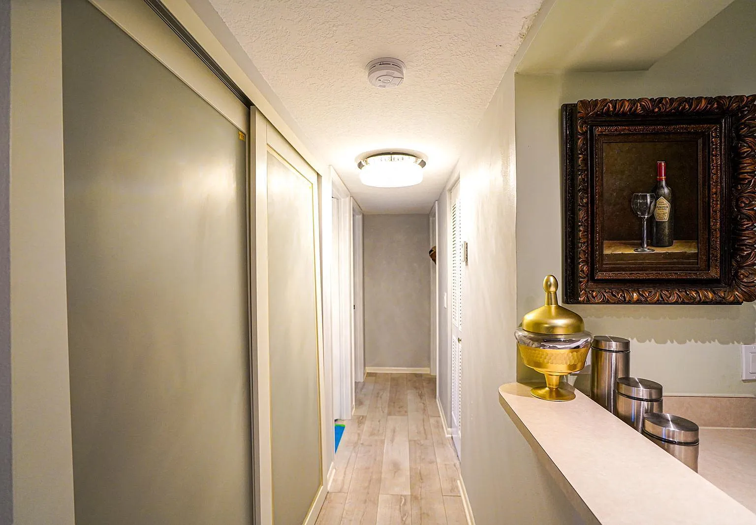 2 bed, 2.0 bath, 965 sqft, $2,200 — Photo 3