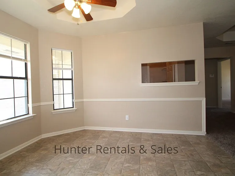 4705 Fawn Dr — Photo 8