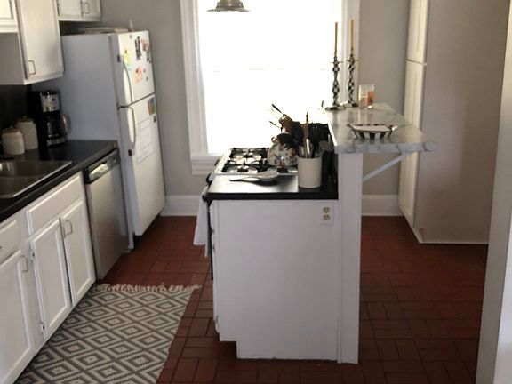 Open Kitchen with Bar top 