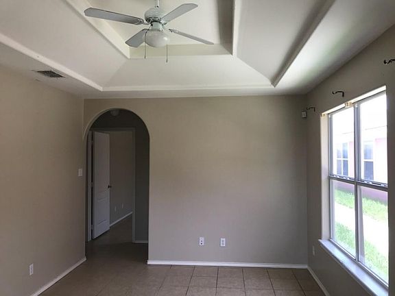 4th image of 1802 W Bronze St APT 1