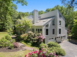 60 Lanes End, Concord, MA 01742
