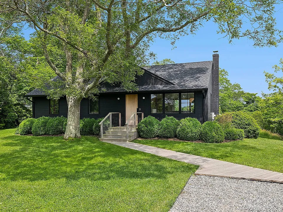 110 S Fairview Ave