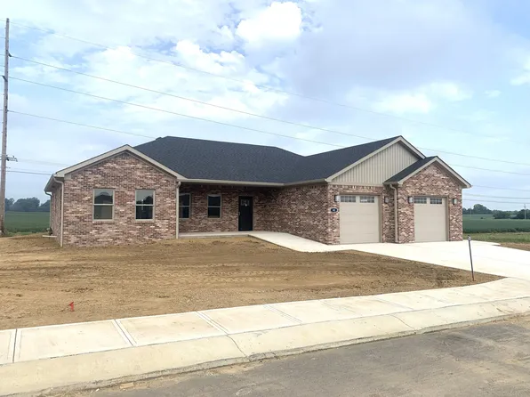 40 Spring Run Dr, Crawfordsville, IN 47933