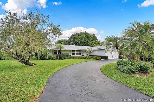 1st image of 10291 NW 39th Ct