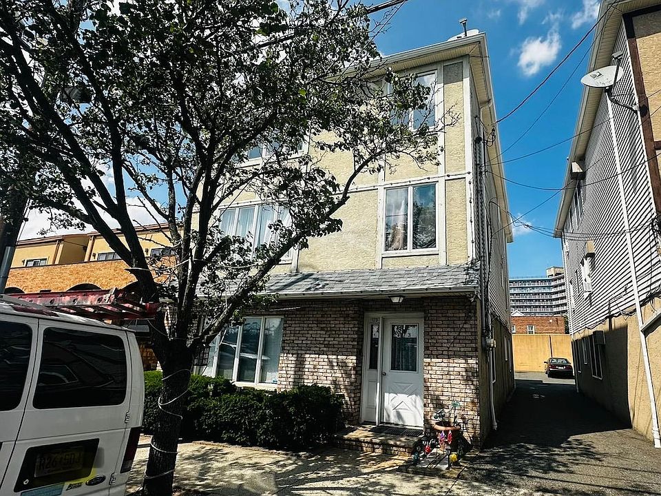 1st image of 173 W 21st St APT 3
