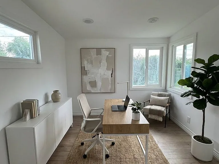 8015 McNulty Ave — Photo 10