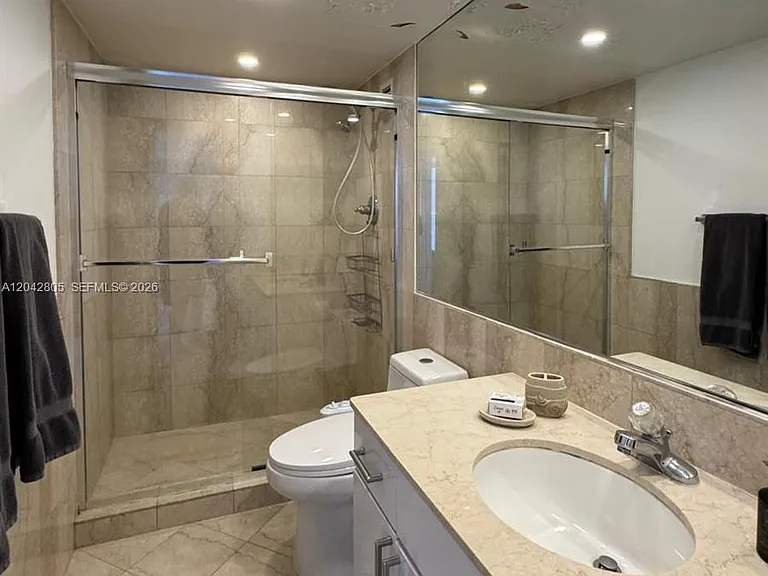 5161 E Collins Ave #1612 — Photo 10