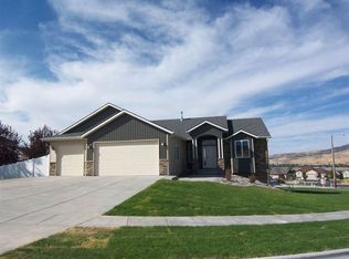 1474 Huntington Dr, Pocatello, ID 83204