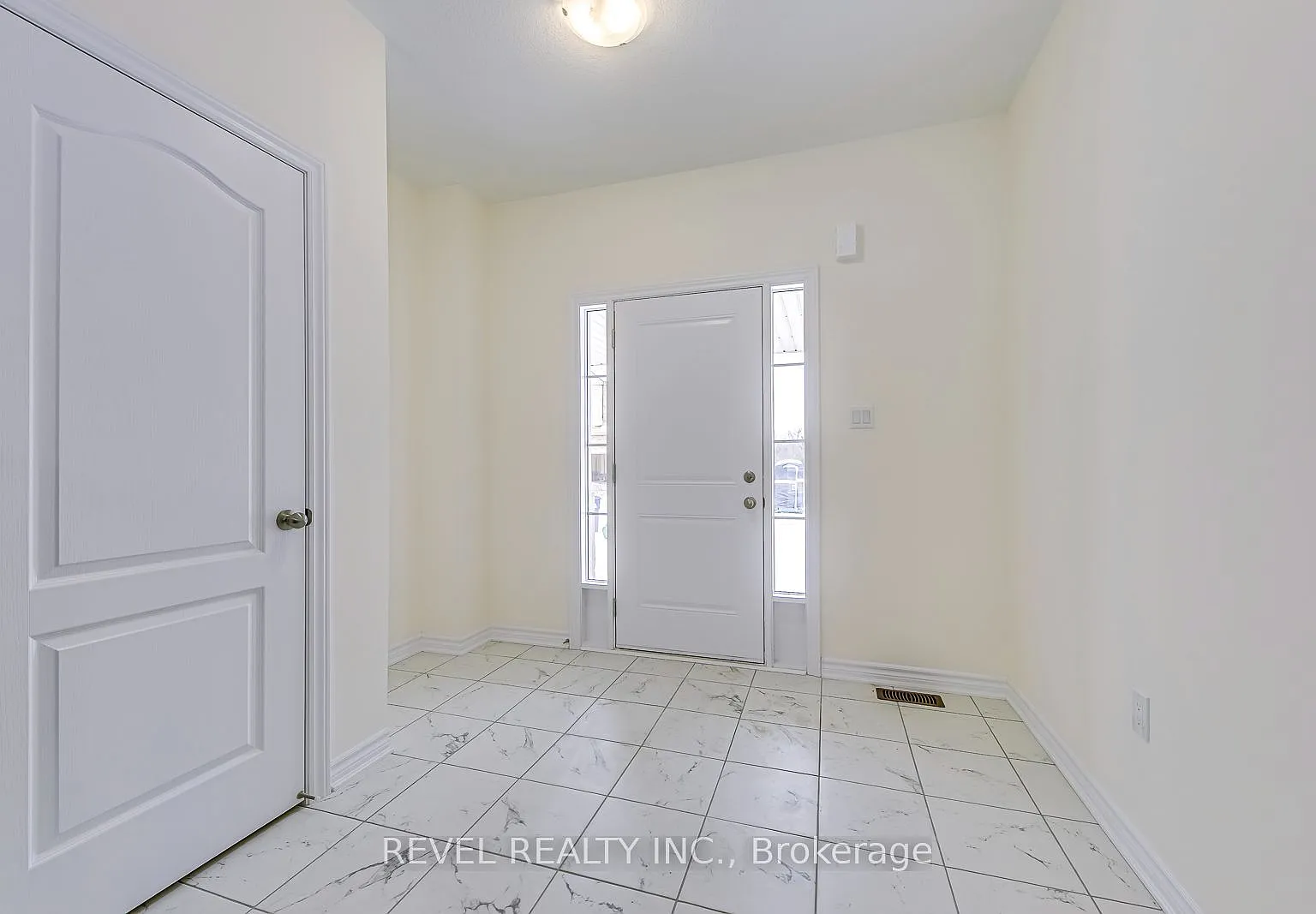 4 bed, $3,400 — Photo 4
