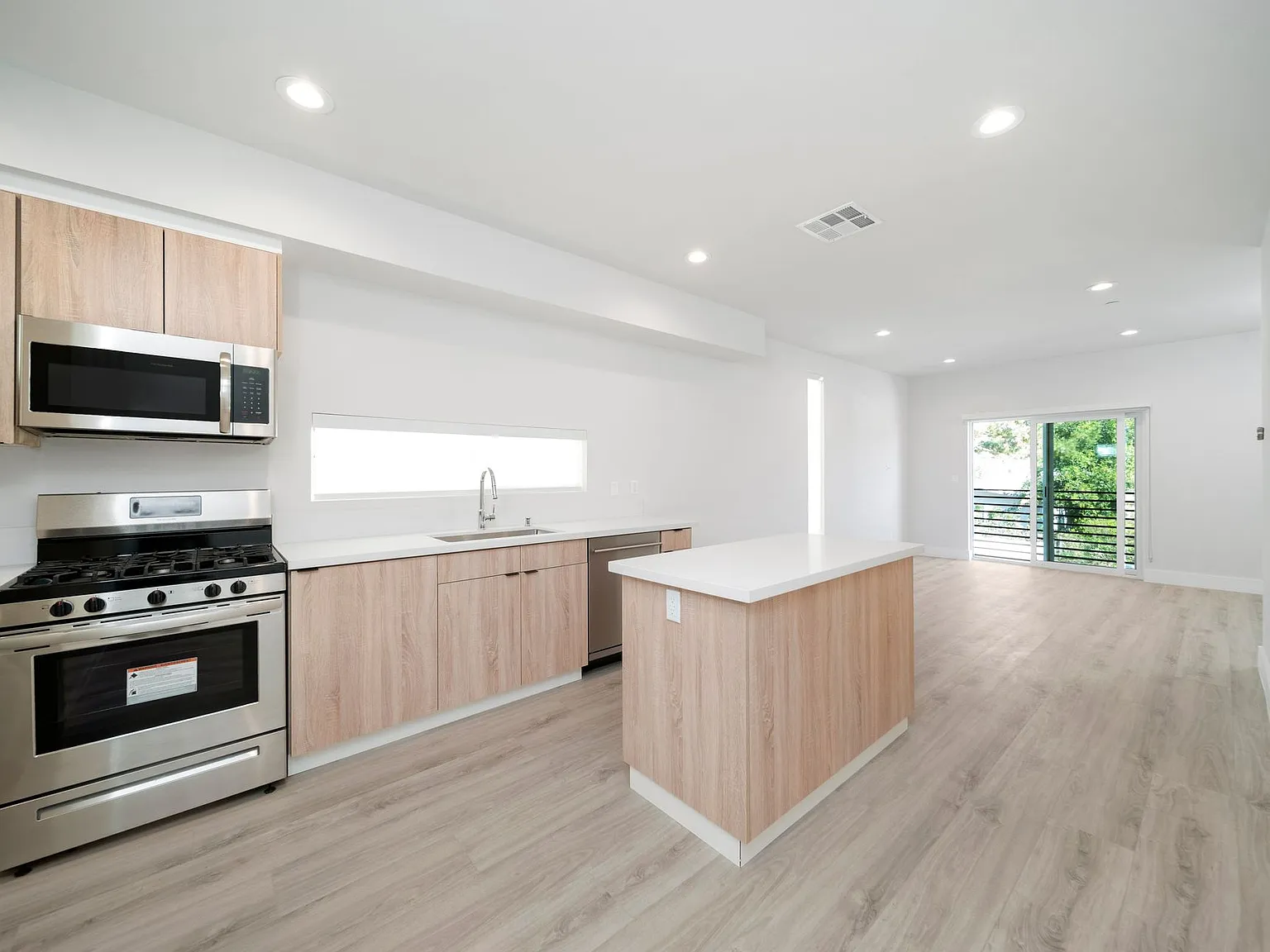 5221 Cleon Property LLC — Photo 4