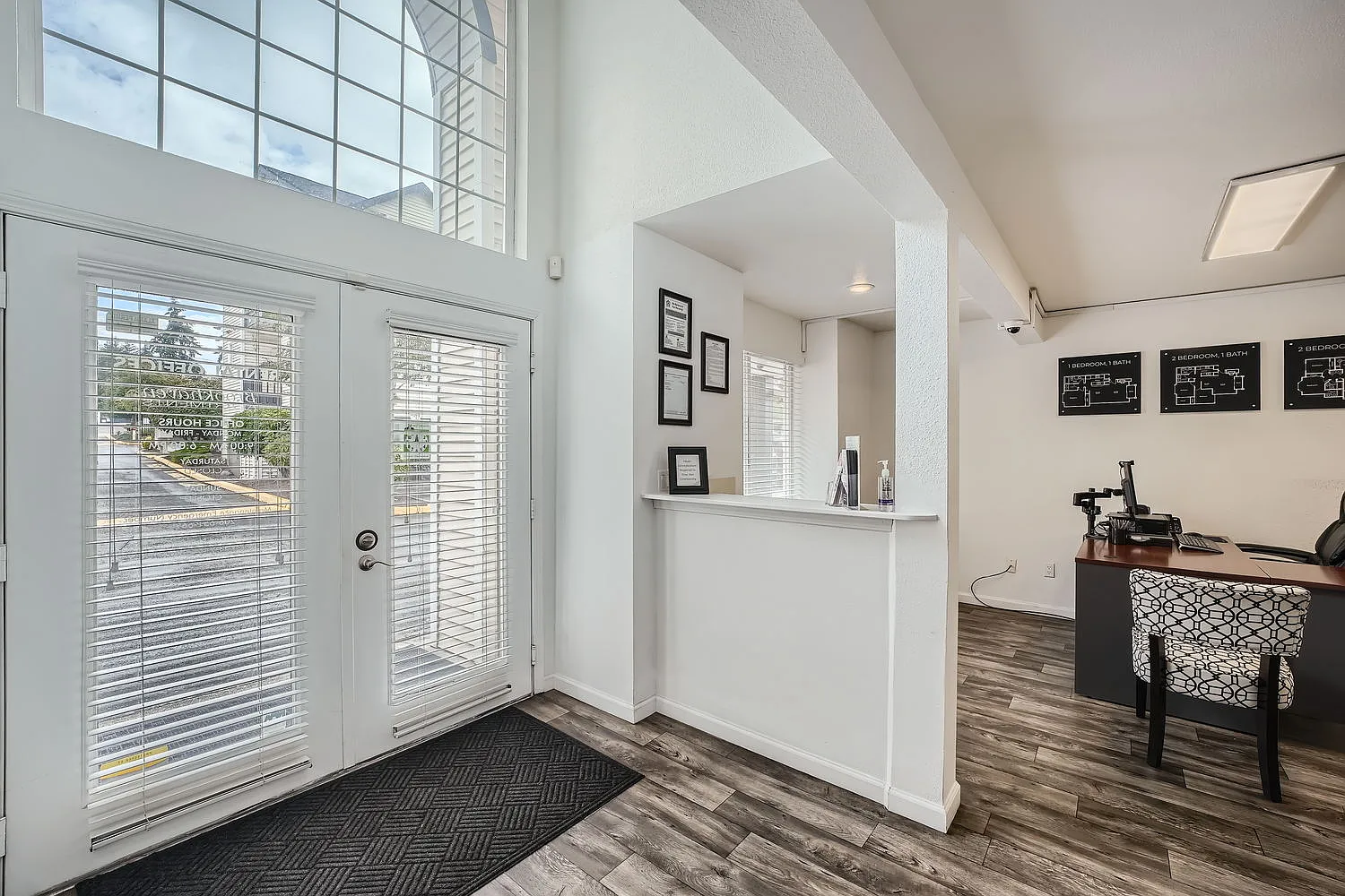 Brookhaven Apartments — Photo 3
