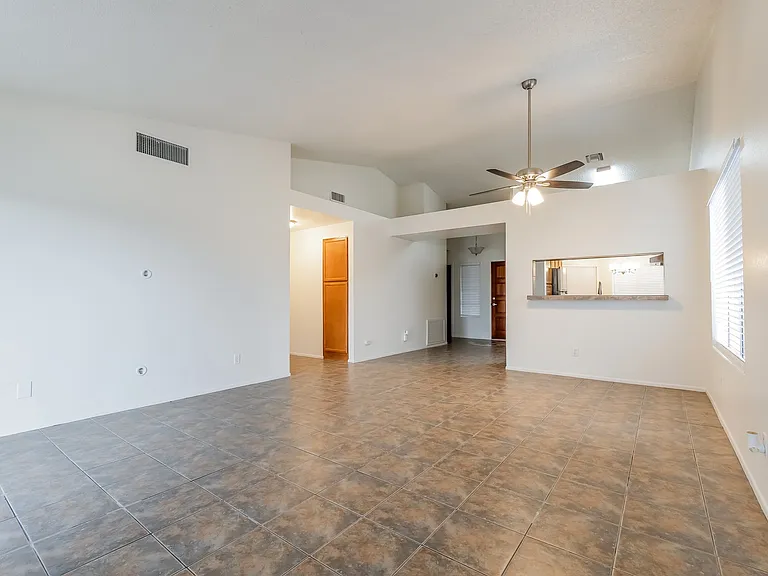 4301 W Blacksmith St — Photo 24