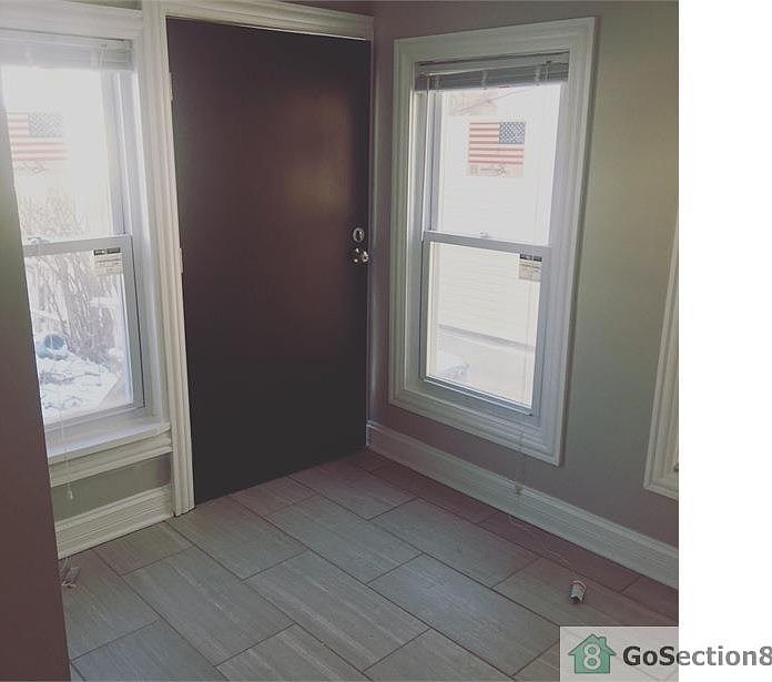 2nd image of 16525 S Park Ave