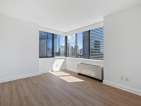 800 6th Avenue image 3 of 28