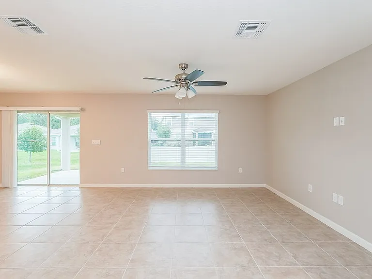 7601 Muscovy Dr — Photo 4