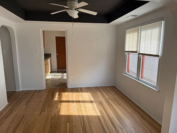 3rd image of 300 Tulane Dr SE #1