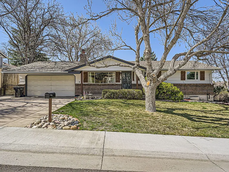 7995 Flower St — Photo 2