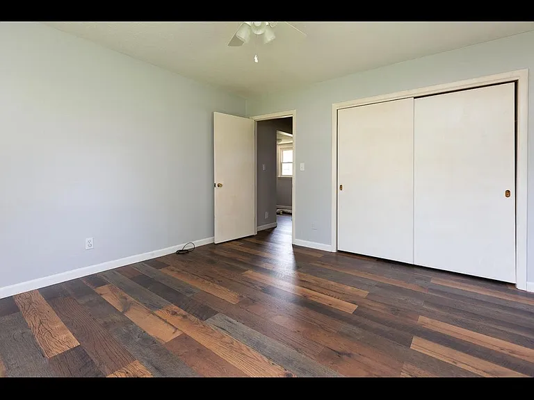 606 Catawba St — Photo 7