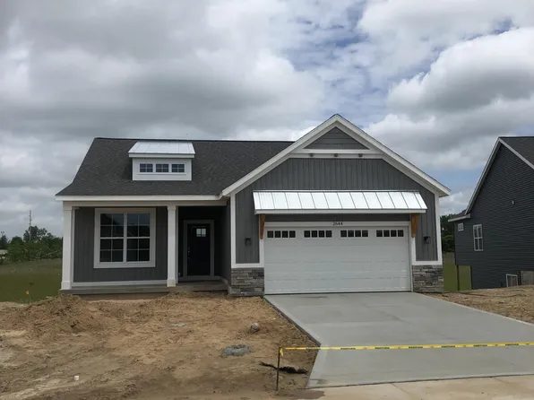 3974 Meadow Crk #36, Walker, MI 49534