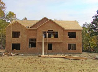 3 Cottage Rd, Hopewell Junction, NY 12533