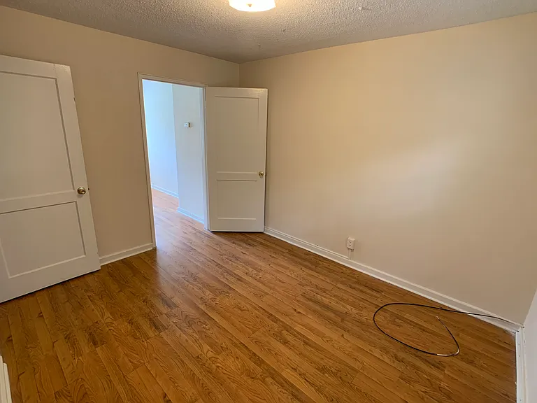1683 Valley Ave — Photo 16