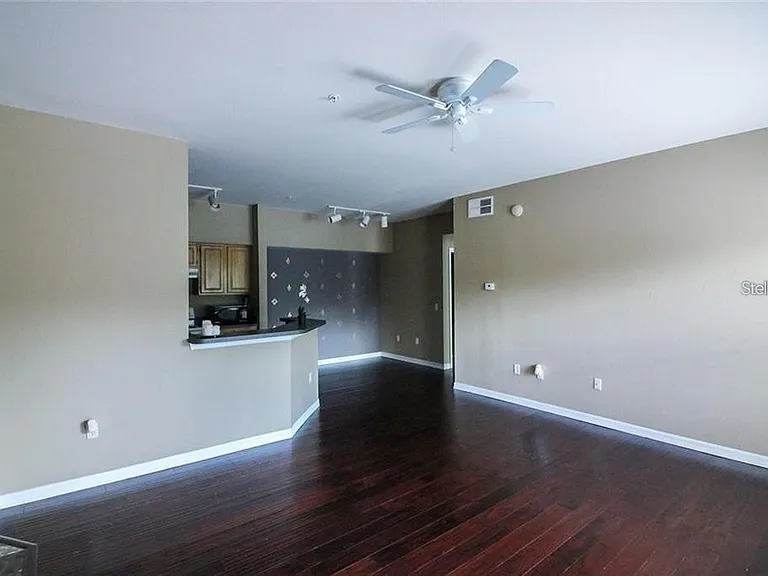 6029 Westgate Dr #725 — Photo 4
