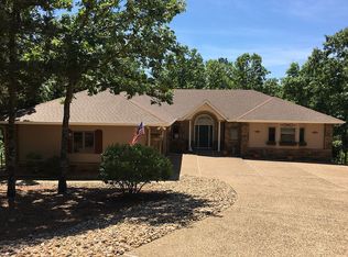 4 Sosegado Pl, Hot Springs Village, AR 71909