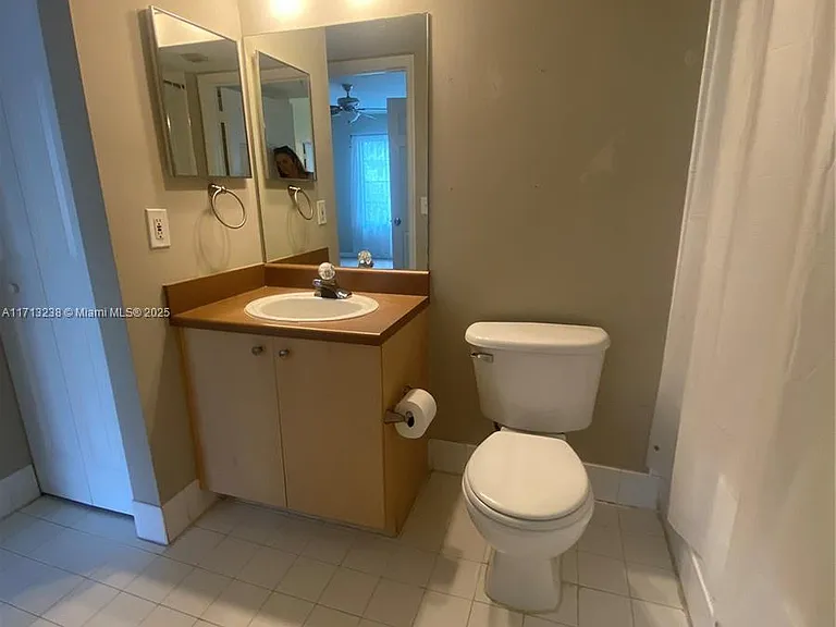 4081 San Marino Blvd #303 — Photo 6
